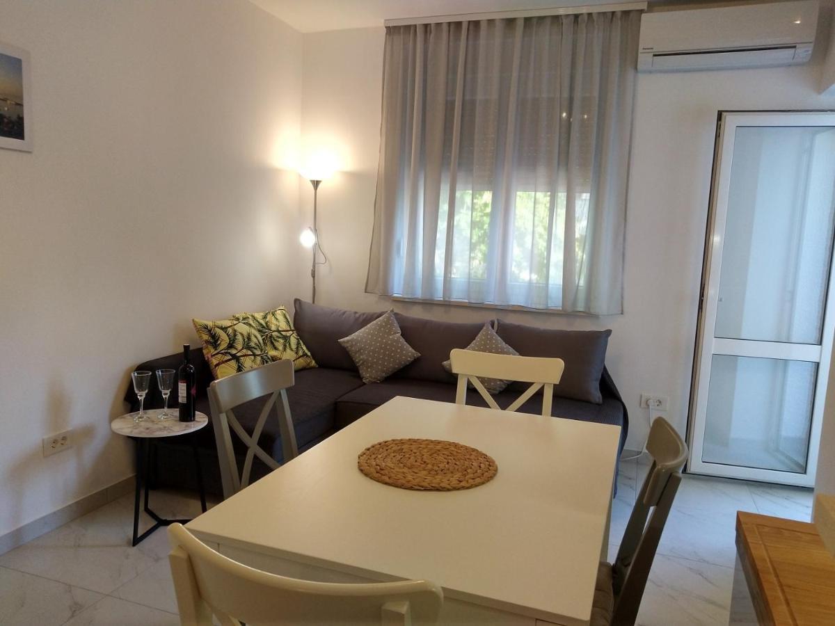 Deluxe Apartment Joia With Balcony On The Beach Bacvice, Free Parking, Old Town, Near Ferry Port Split Exterior photo