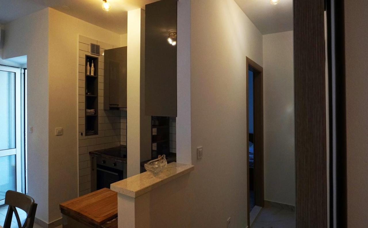 Deluxe Apartment Joia With Balcony On The Beach Bacvice, Free Parking, Old Town, Near Ferry Port Split Exterior photo