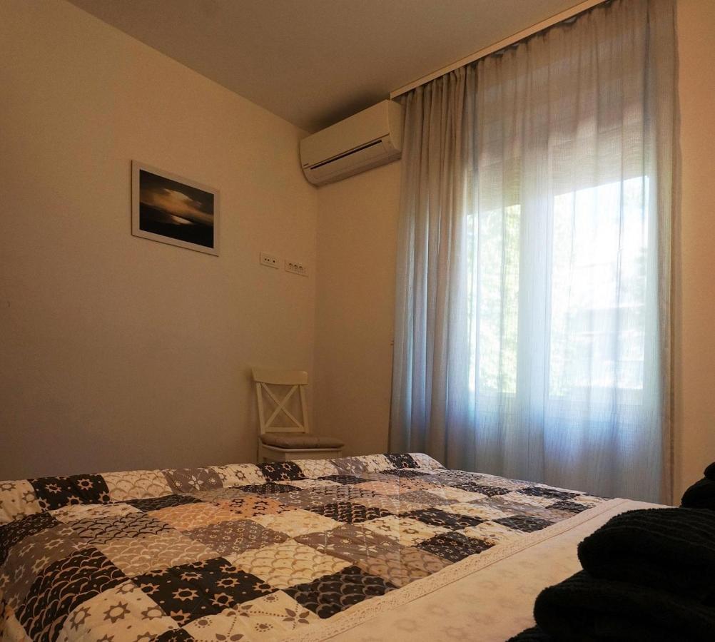 Deluxe Apartment Joia With Balcony On The Beach Bacvice, Free Parking, Old Town, Near Ferry Port Split Exterior photo