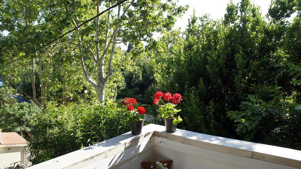 Deluxe Apartment Joia With Balcony On The Beach Bacvice, Free Parking, Old Town, Near Ferry Port Split Room photo